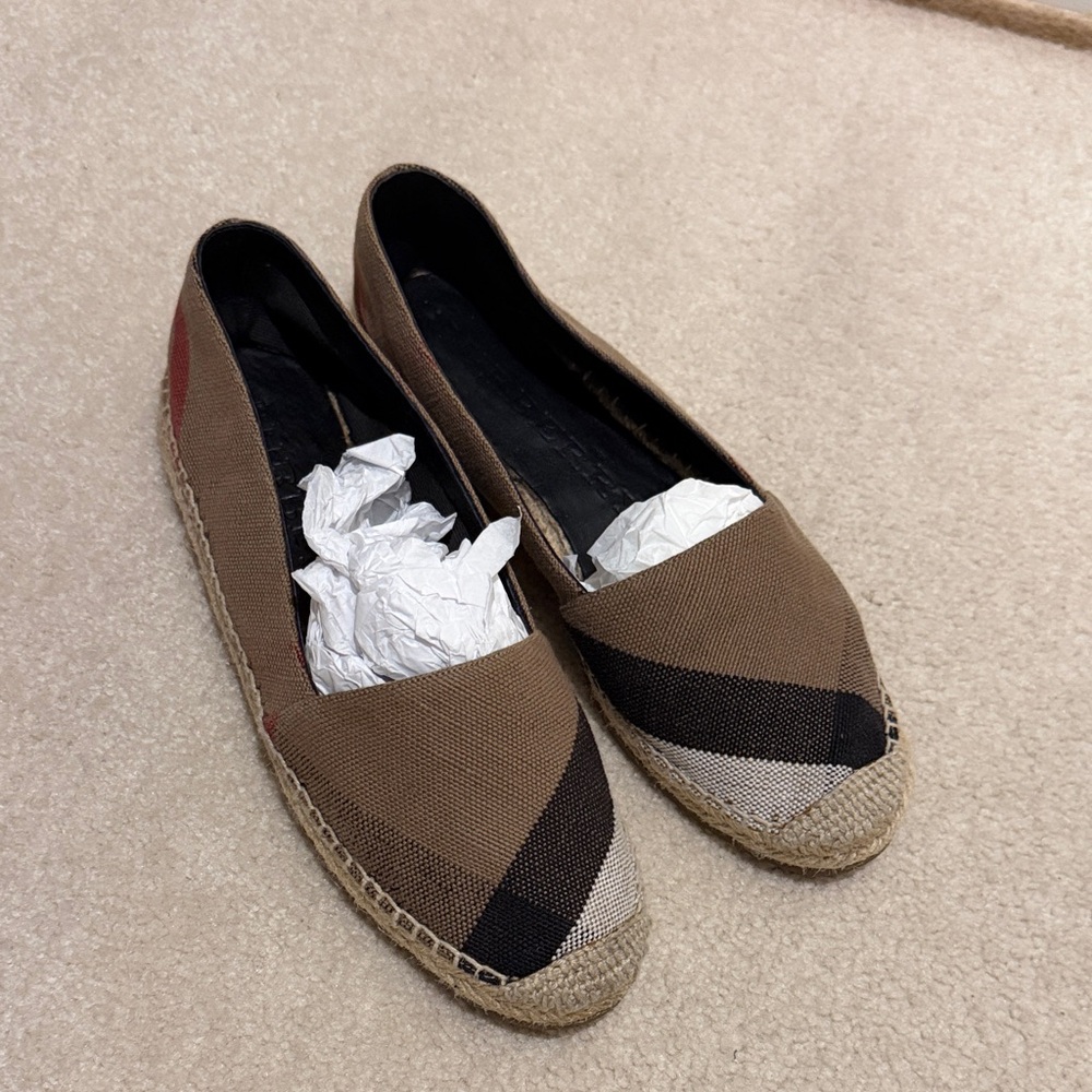 Burberry Check Pattern Espadrilles in Brown and Black